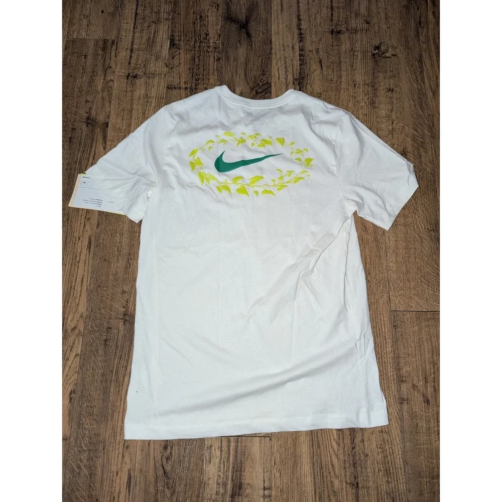 Mens Nike Sportswear Nurture Sole T-Shirt‎ Size Medium HJ0618-133